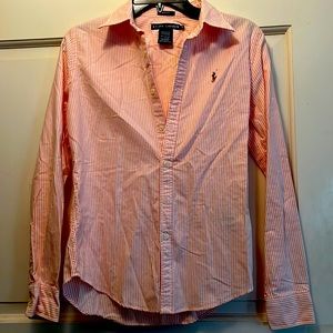 Ralph Lauren blue label women’s size 2 peach stripped shirt. This is slim fit.